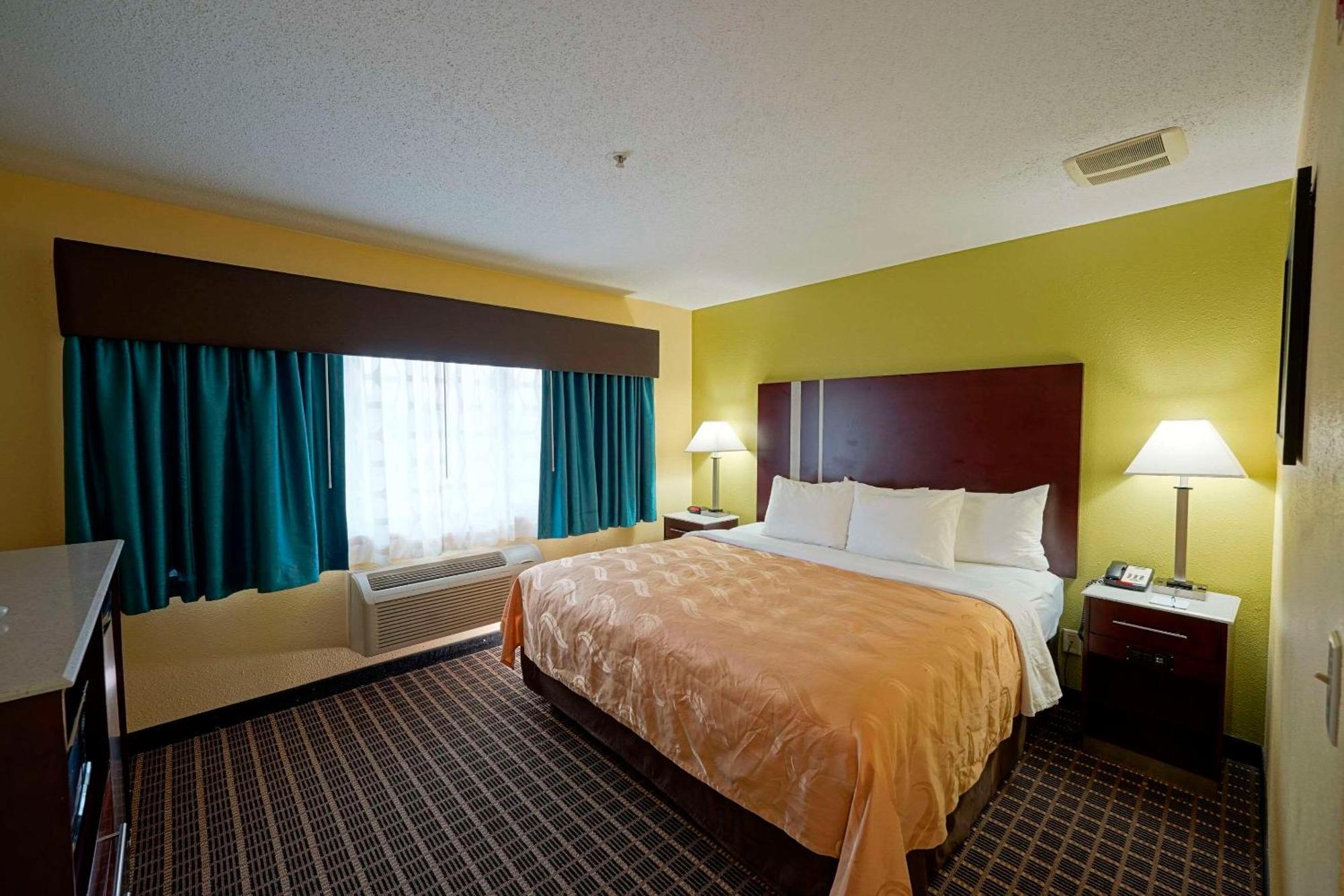 Quality Inn & Suites Harrington - Milford Экстерьер фото